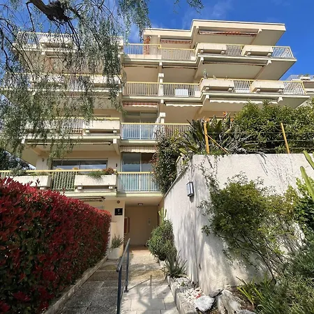 Appartement 2 Bedrooms With Swimming Pool *